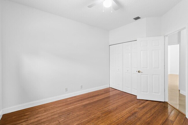 Building Photo - 21698 Abington Ct