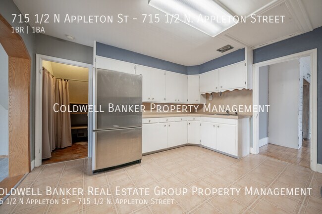 Building Photo - 715 N Appleton St
