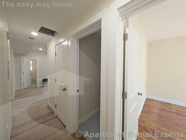 Building Photo - 5-7 Lowell Cir Unit #1