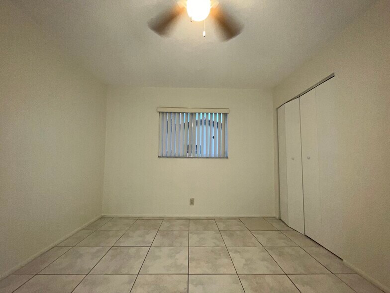 Building Photo - 4171 NW 110th Ave