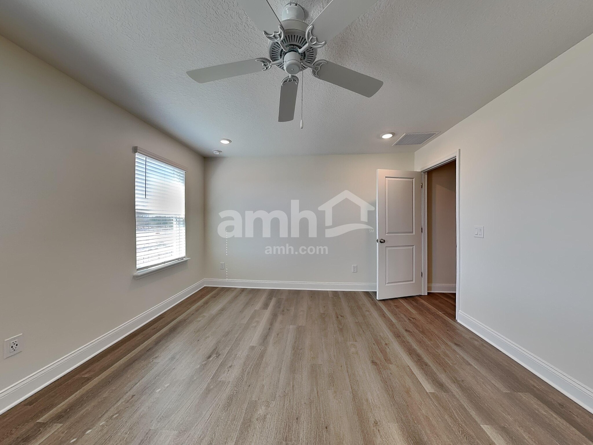 Building Photo - 15200 Serenity Wy
