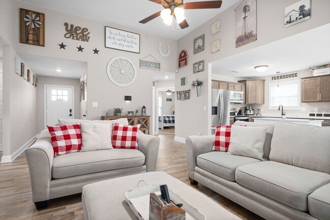 Building Photo - 759 Boreal Wy