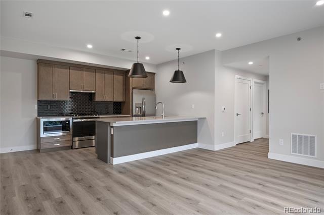 Building Photo - 3600 W 29th Ave