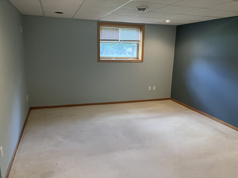 Primary Bedroom (3) - N5223 Tamarack Ln