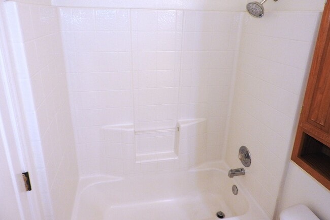 Building Photo - COMING SOON! 3+2 Stylish, Move-In Ready Home with New Flooring and Fresh Interior