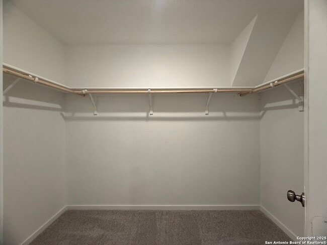 Building Photo - 267 Ottawa Way