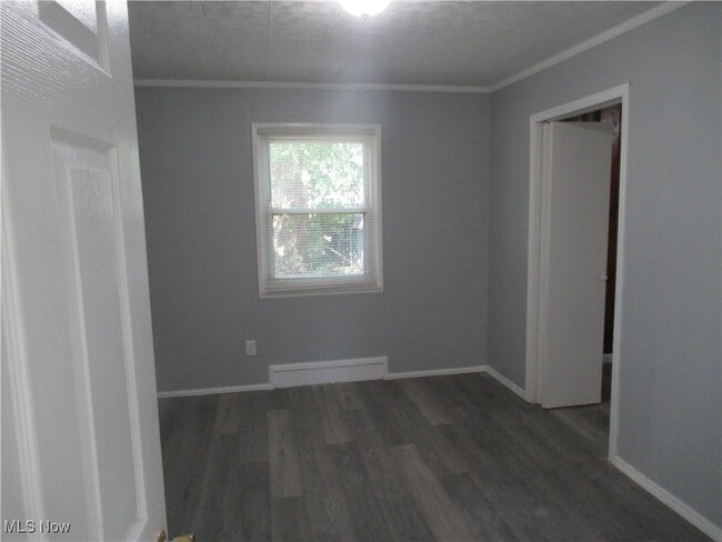 Building Photo - 14314 Viola Ave