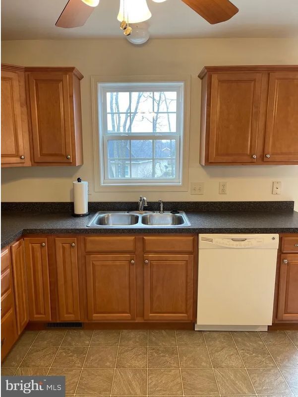 Building Photo - 6224 Galleon Drive