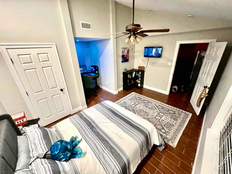 Building Photo - 73639 Diamondhead Dr N