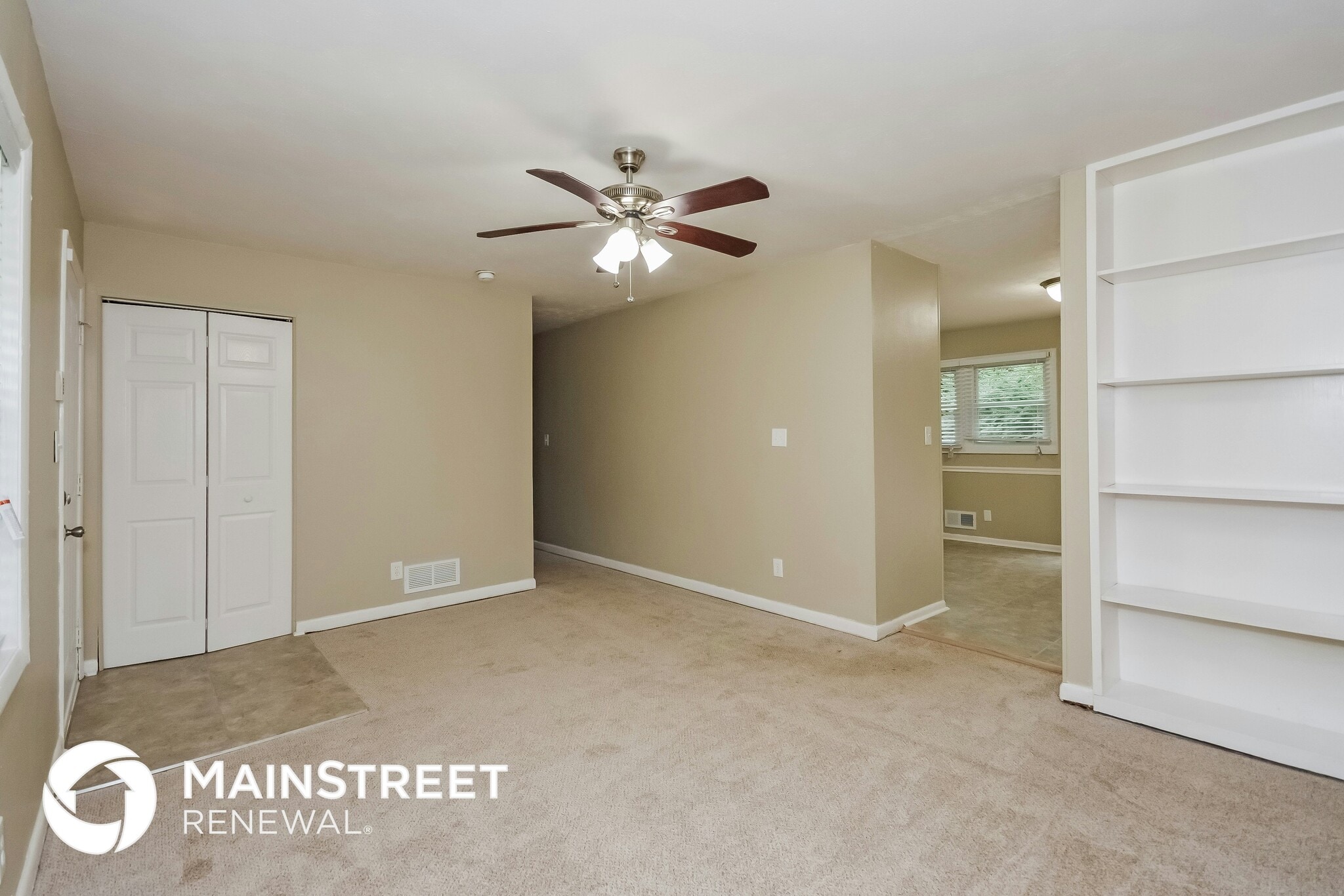 Building Photo - 464 Pinecrest Dr