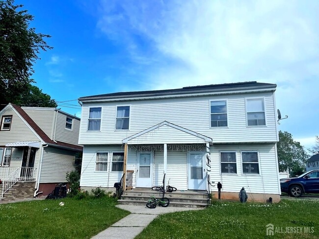 Primary Photo - 150 Lowell St