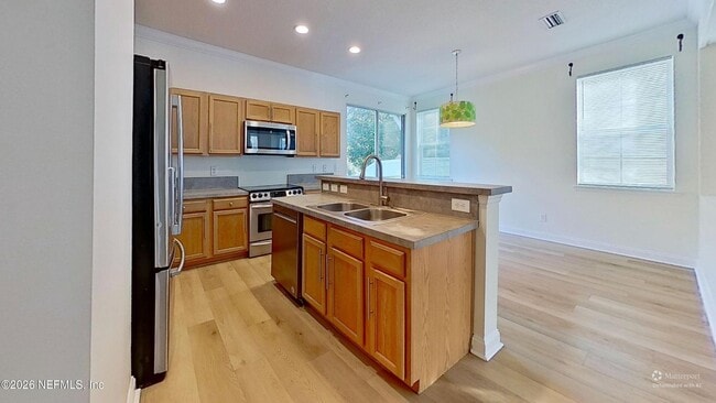 Building Photo - 108 Bay Bridge Dr