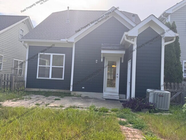 Building Photo - 10908 Connally Ln