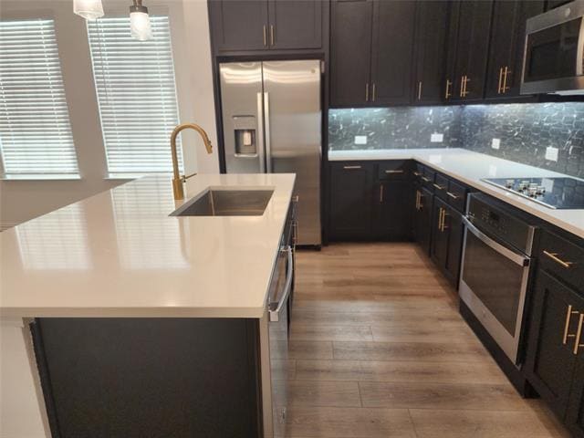 Building Photo - 627 Redwood Wy