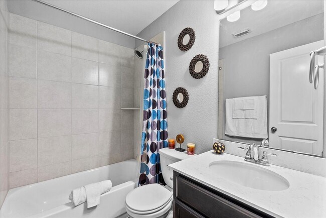 Building Photo - 207 Sea Breeze Dr