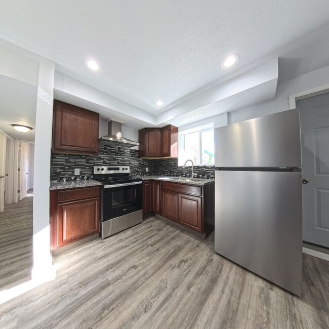 Building Photo - 2715 Summer Meadows Dr