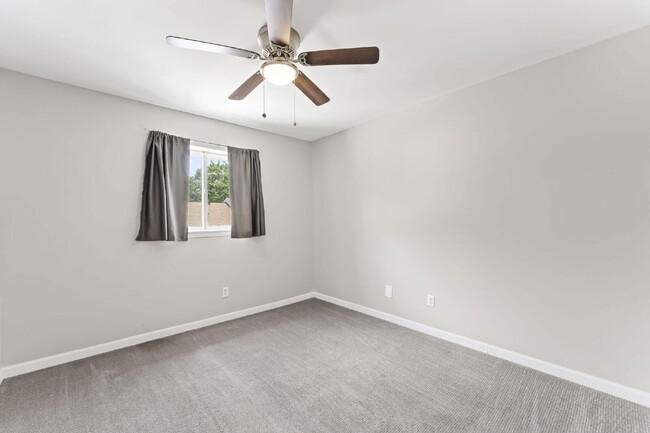 Building Photo - 7309 Cardigan Cir