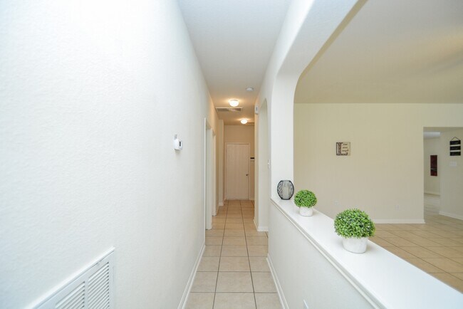 Building Photo - 15318 Marlowe Grove Dr