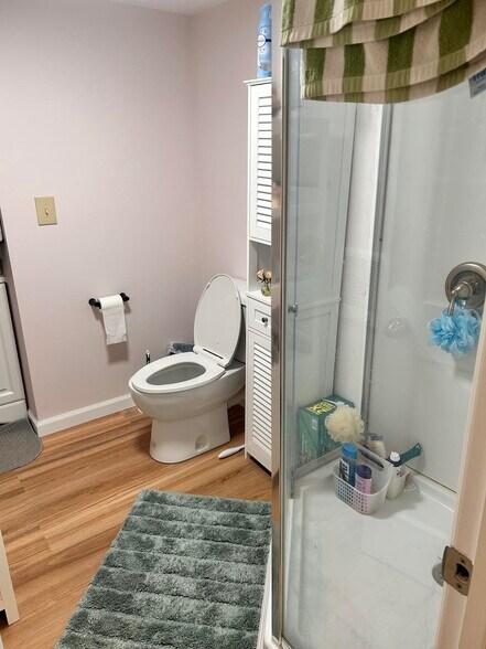 Building Photo - 1915 W Livingston St