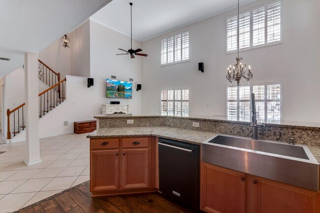 Building Photo - 314 Tequesta Dr