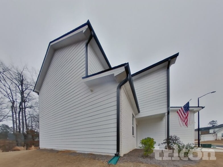 Building Photo - 96 Summit Pointe Ln