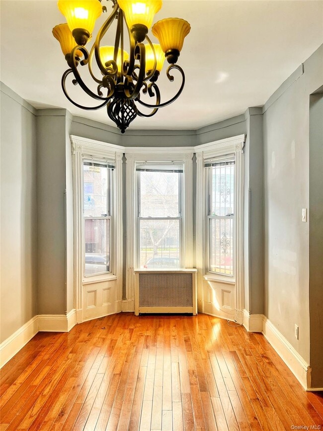 Building Photo - 1368 Teller Ave