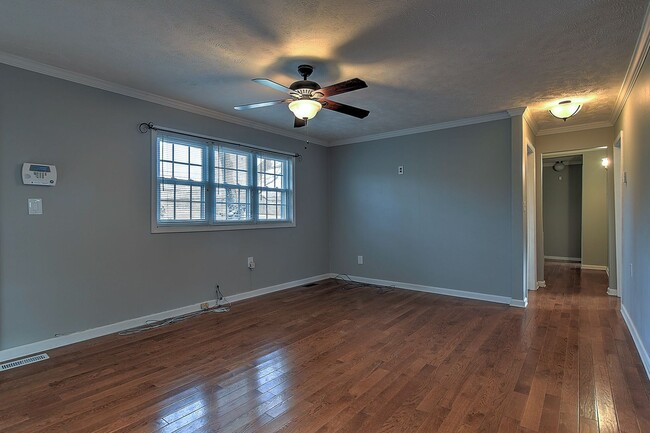 Building Photo - 4151 Cameron Rd
