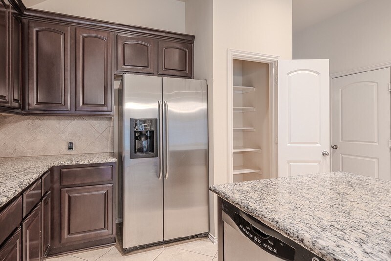 Building Photo - 2943 Fair Chase Dr