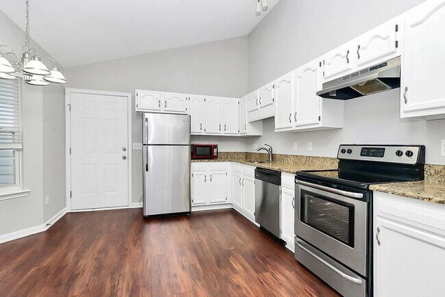 Building Photo - Updated 3BD/2BA Ranch Home in McDowell Mea...