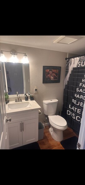 Building Photo - 7436 E Chaparral Rd