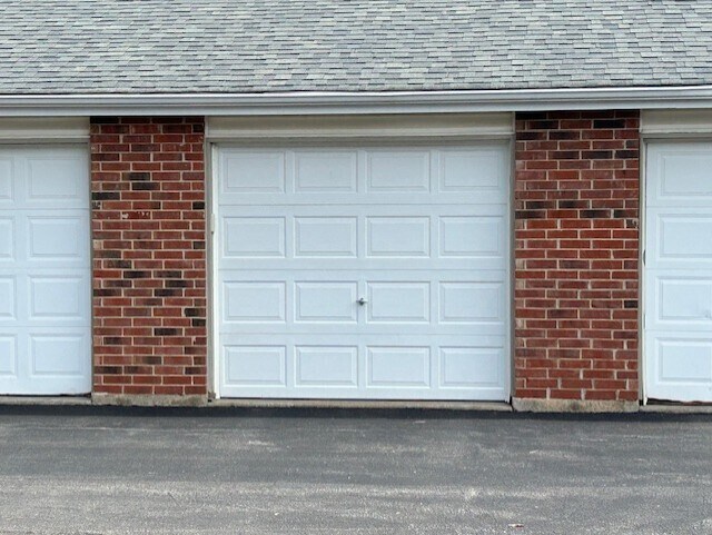 Building Photo - 1345 Cunat Ct