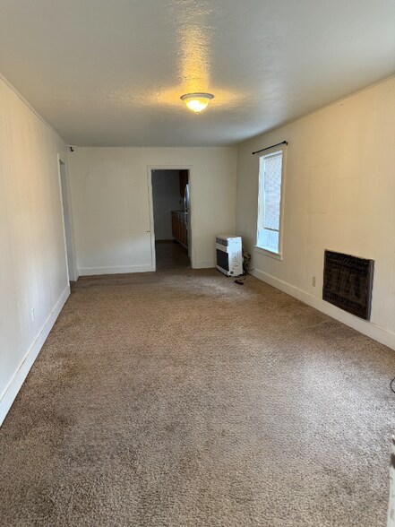 Building Photo - 849 N 7th St