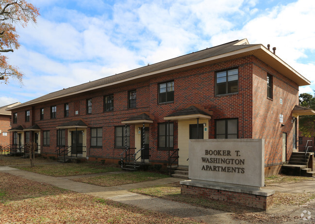 Primary Photo - Booker T. Washington Apartments