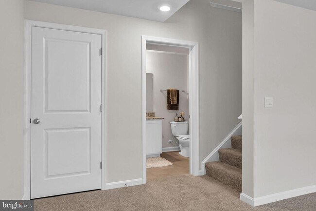 Building Photo - 3148 White Tail Dr