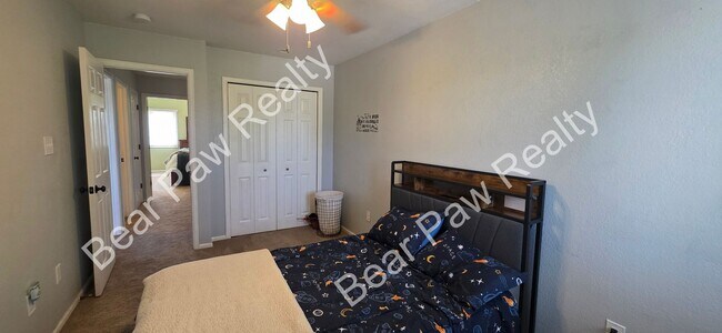 Building Photo - 5605 Bluff Pl