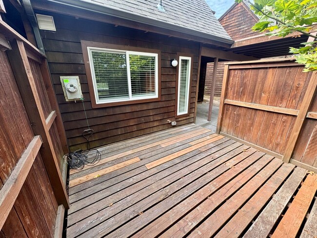 Building Photo - Two-Story Townhouse By Avery Park