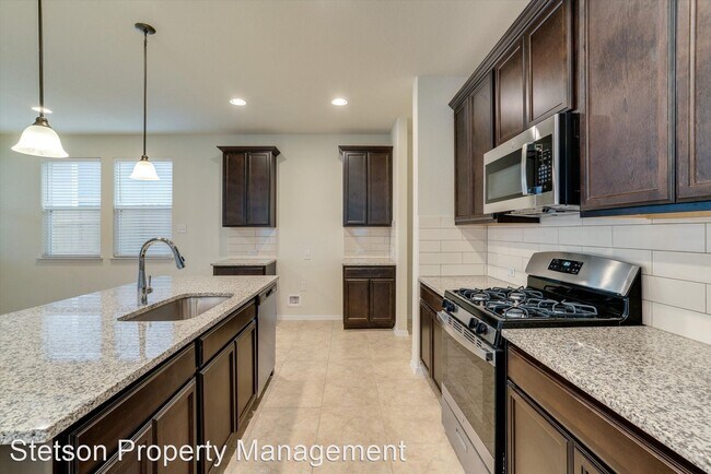 Building Photo - 3 br, 2.5 bath House - 5628 Respinto Dr