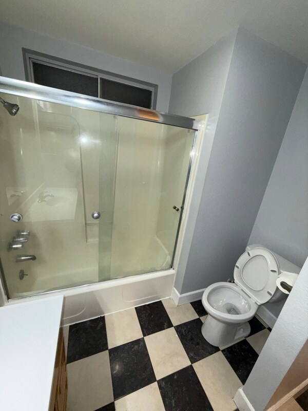 Building Photo - 28 Chesley Ave