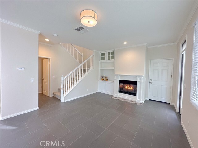 Building Photo - 16 First St