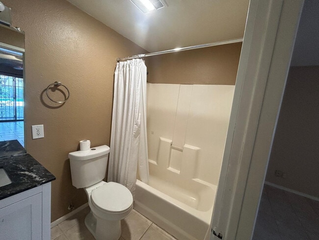 Building Photo - 6916 W Georgia Ave