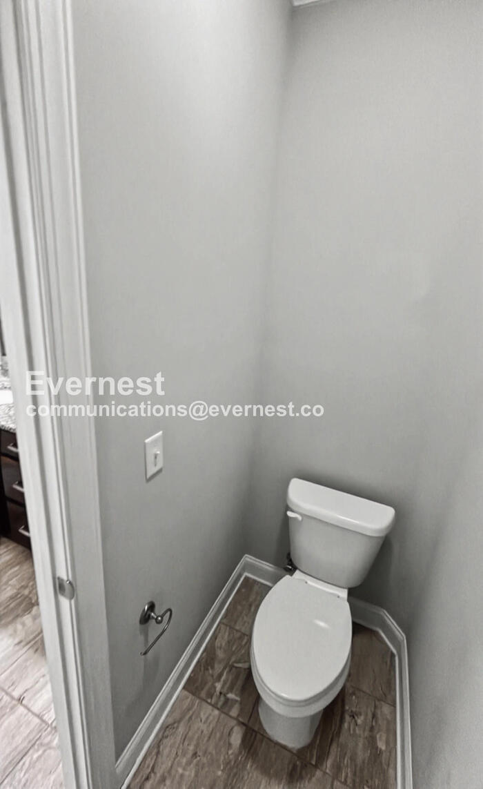 Building Photo - 3582 Red Barn Ln