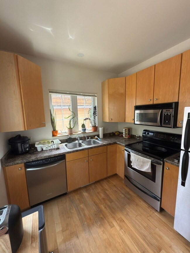 Kitchen - 18 N Baldwin St