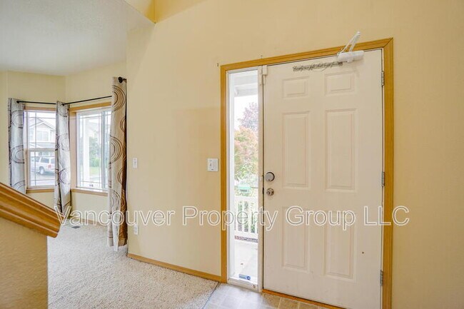 Building Photo - 2420 NE 165th Ave