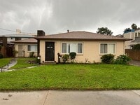 Building Photo - Cozy 2 bedroom and 1 bathroom near Port Hu...