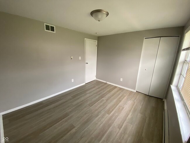 Building Photo - 3364 Tara Ln