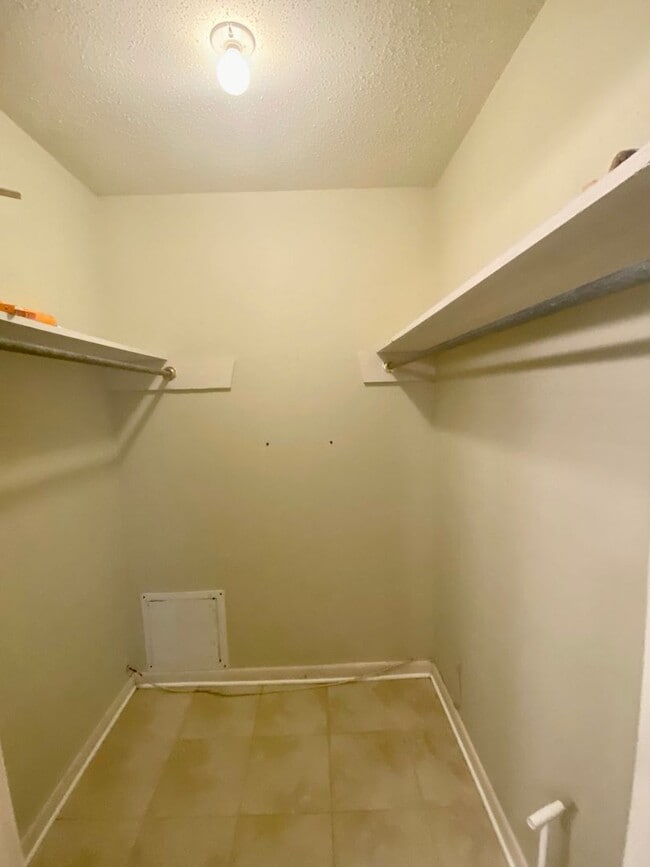 Building Photo - Haughton LA Dogwood Park Subdvn Home for Lease | $1,600/mo | 3 br 2 ba