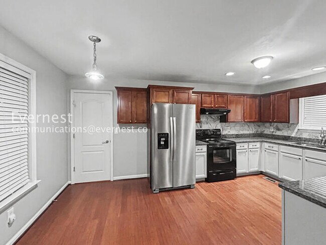 Building Photo - 1153 Smith St SW