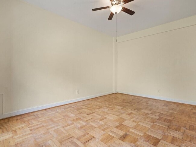 Building Photo - 2515 K St NW