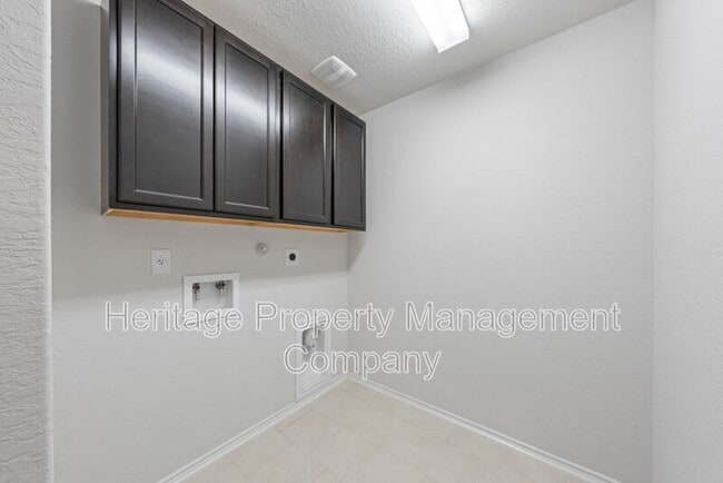 Building Photo - 3526 Copper River