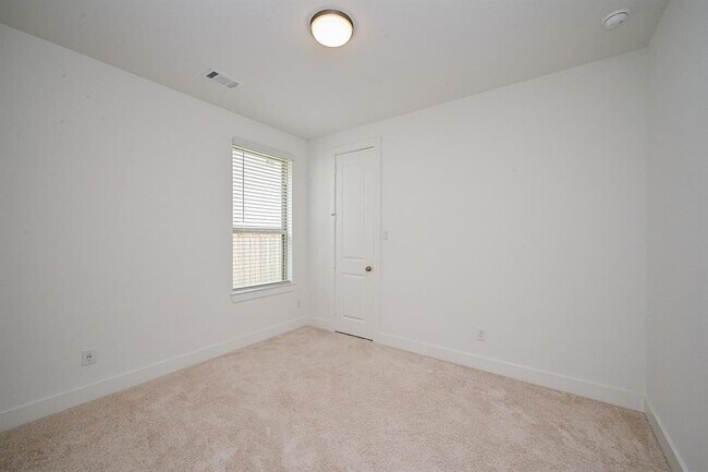 Building Photo - 18402 Mesquite Flts Trl